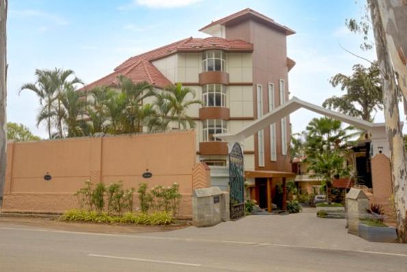 Hotel Mount Palazzo Nandi Exterior foto